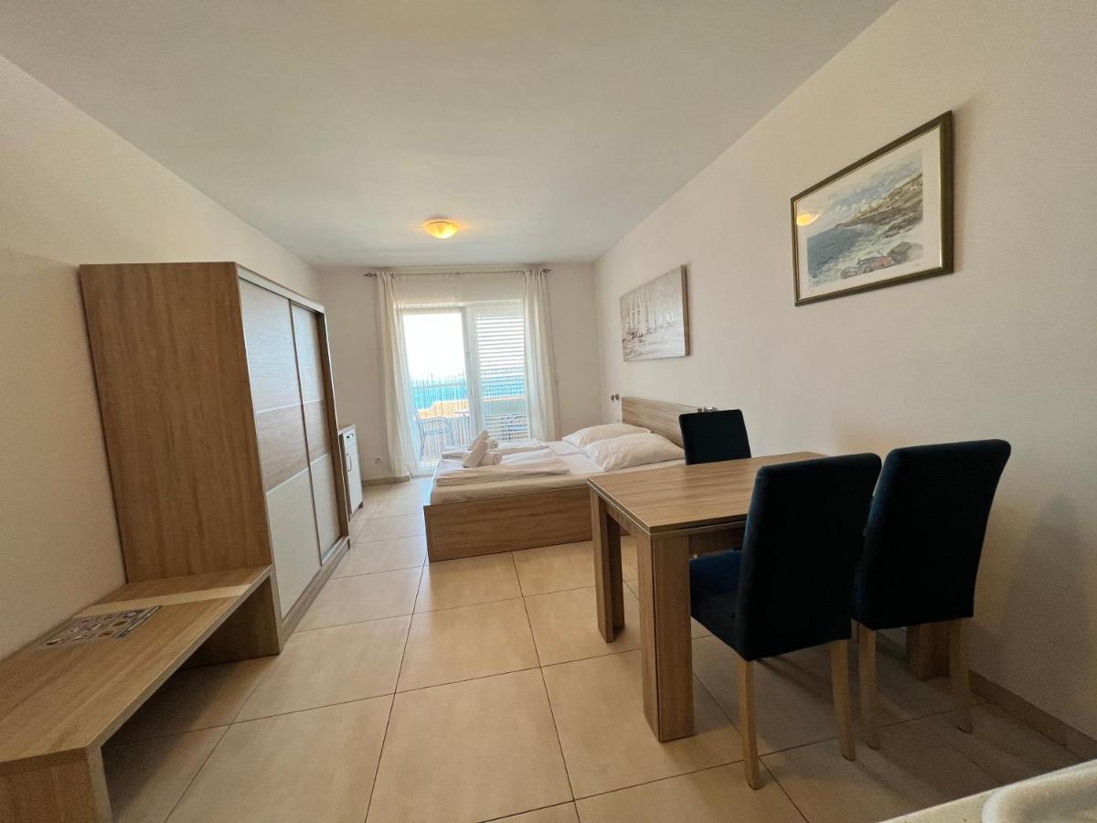 Villa Martina Baška Voda Zewnętrze zdjęcie