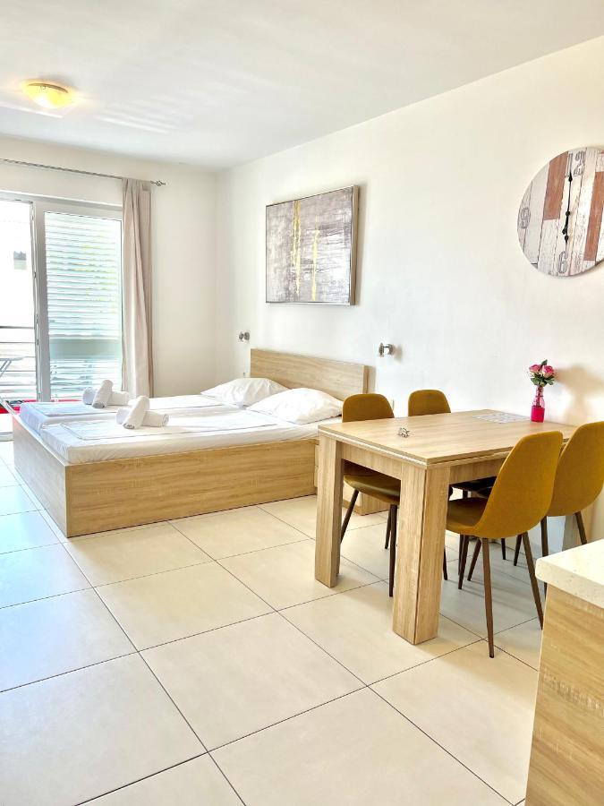 Villa Martina Baška Voda Zewnętrze zdjęcie